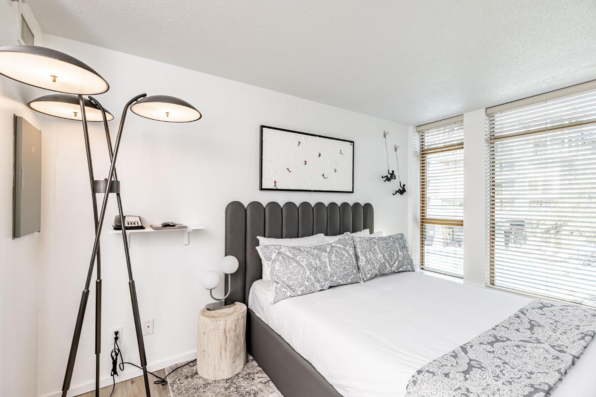 Cascade Lodge Premium Suite, With Pool & Hot Tub Whistler Exteriér fotografie