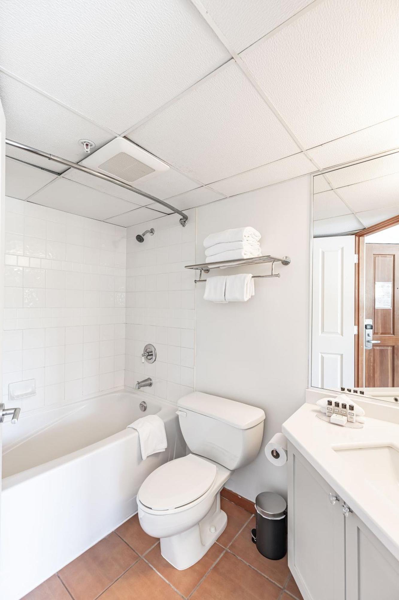 Cascade Lodge Premium Suite, With Pool & Hot Tub Whistler Exteriér fotografie